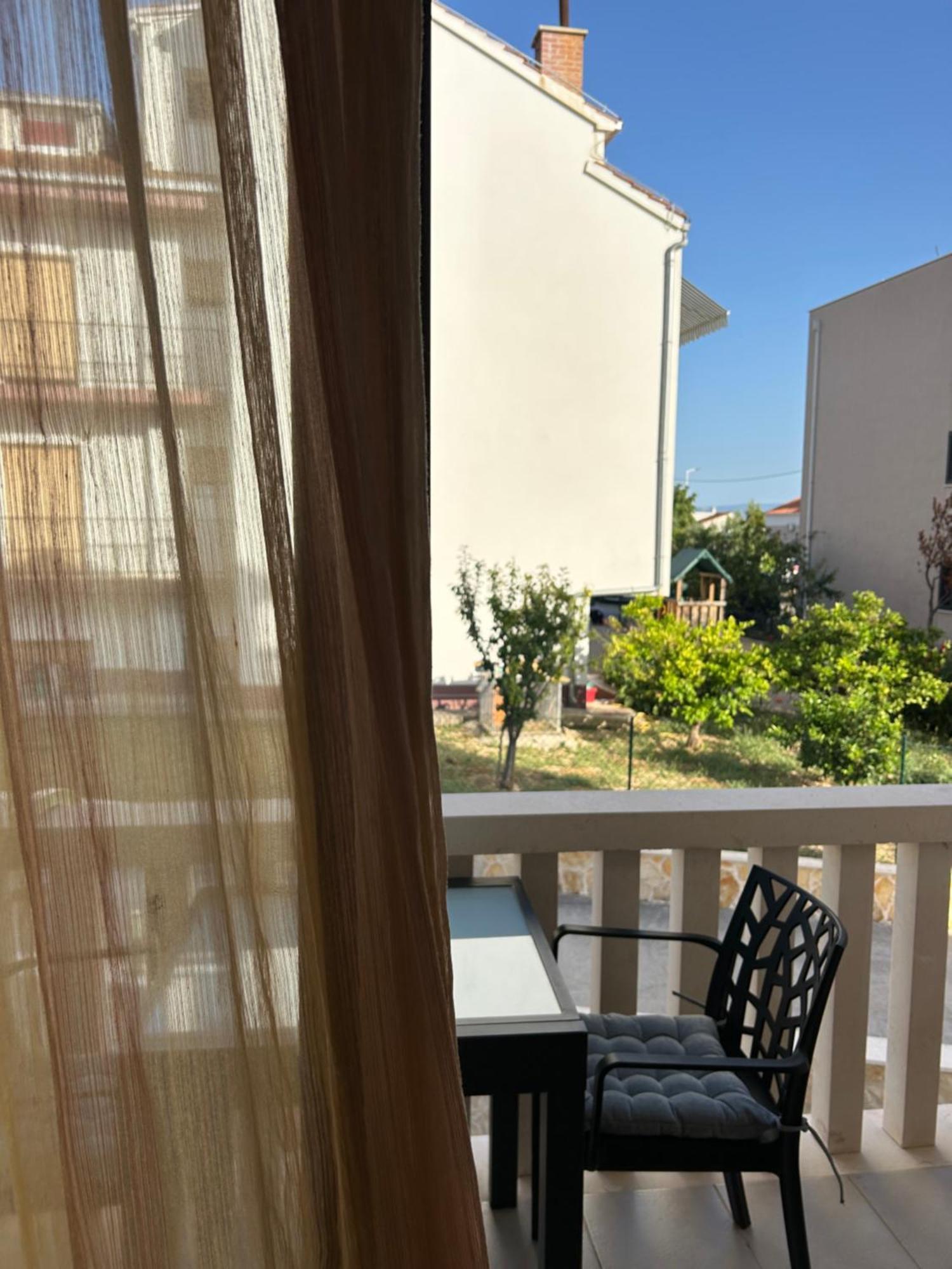 Apartmani Baki Podstrana Esterno foto