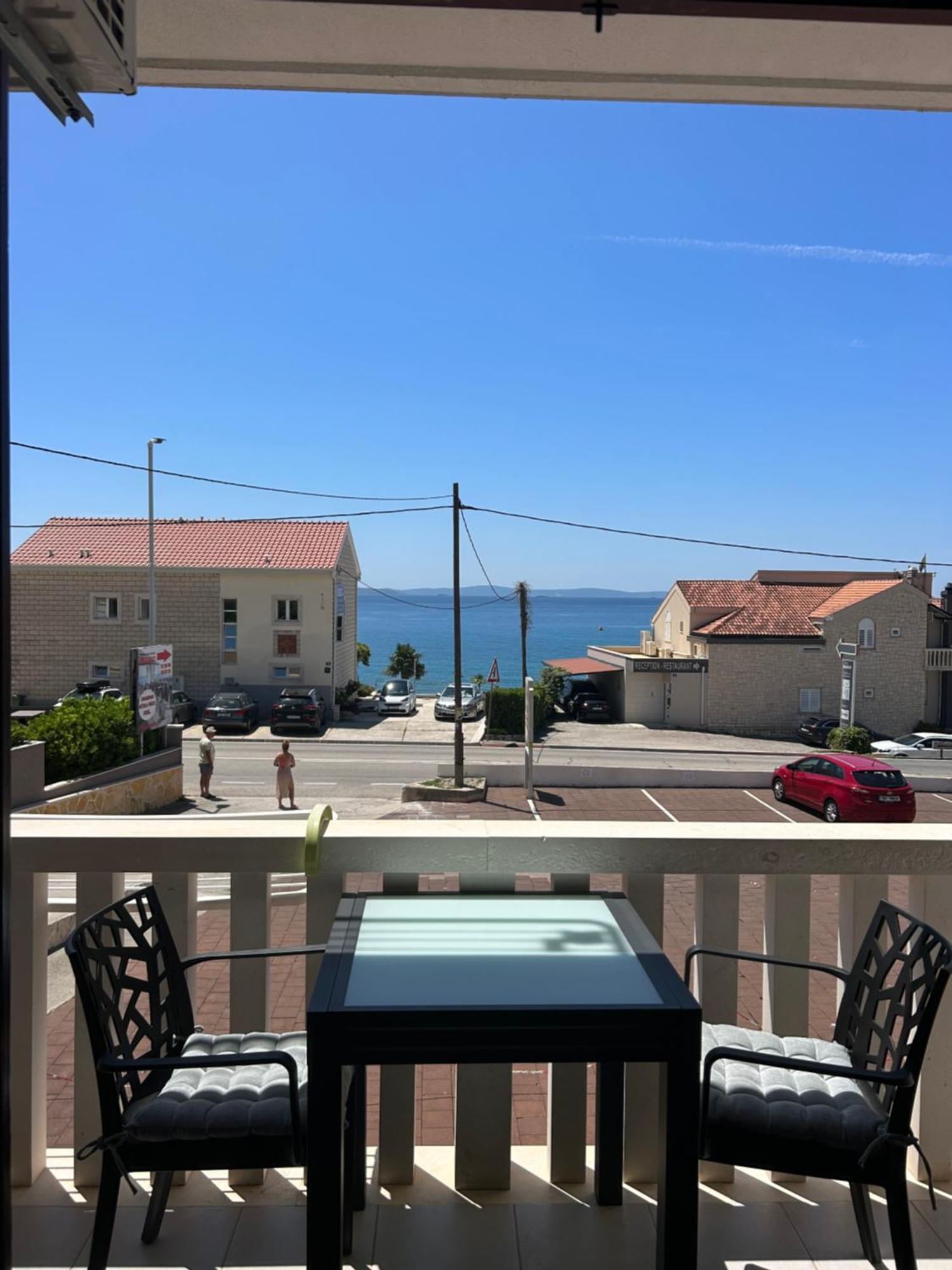 Apartmani Baki Podstrana Esterno foto