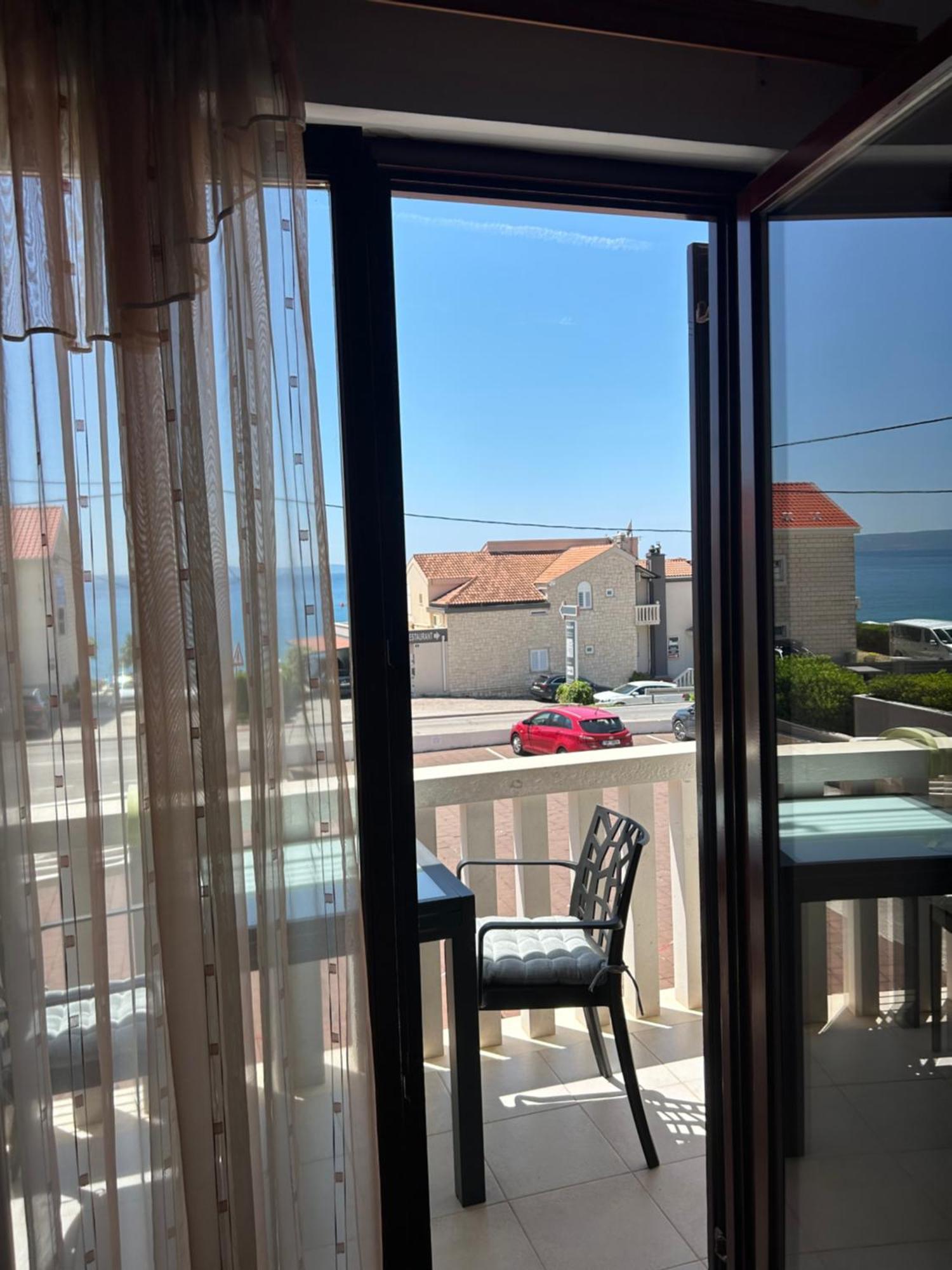 Apartmani Baki Podstrana Esterno foto