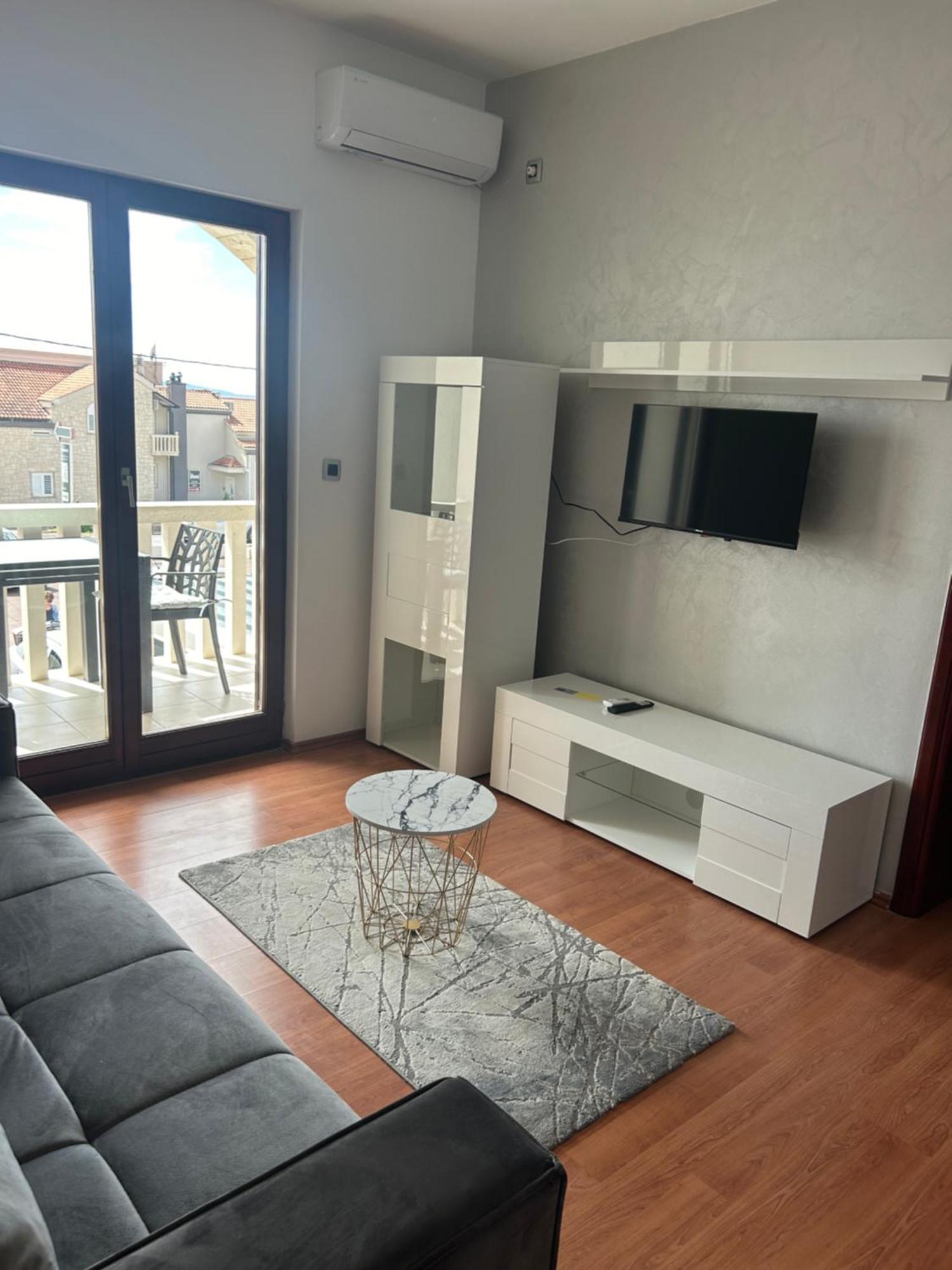 Apartmani Baki Podstrana Esterno foto